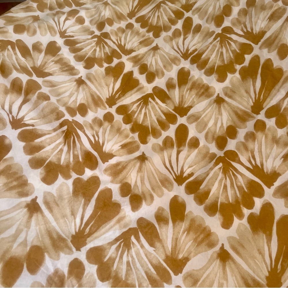 West Elm Green Organic Fan Diamond Queen yellow gold duvet with 2 pillowcases